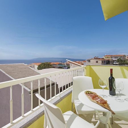 Stunning Apartment In Makarska Ngoại thất bức ảnh