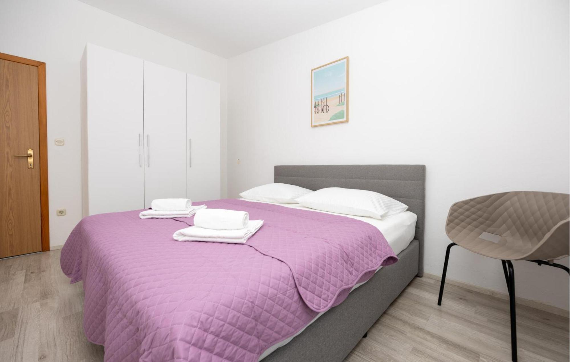 Stunning Apartment In Makarska Ngoại thất bức ảnh