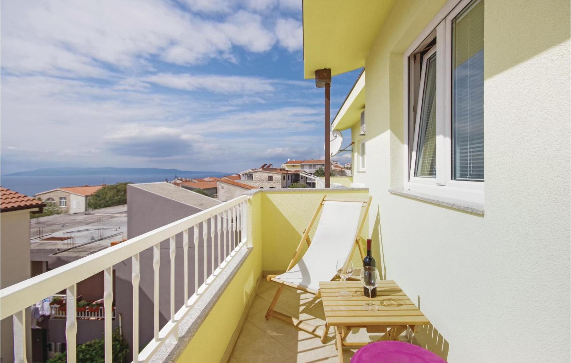 Stunning Apartment In Makarska Ngoại thất bức ảnh
